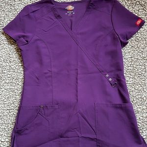 Dickies Xtreme Stretch scrub top